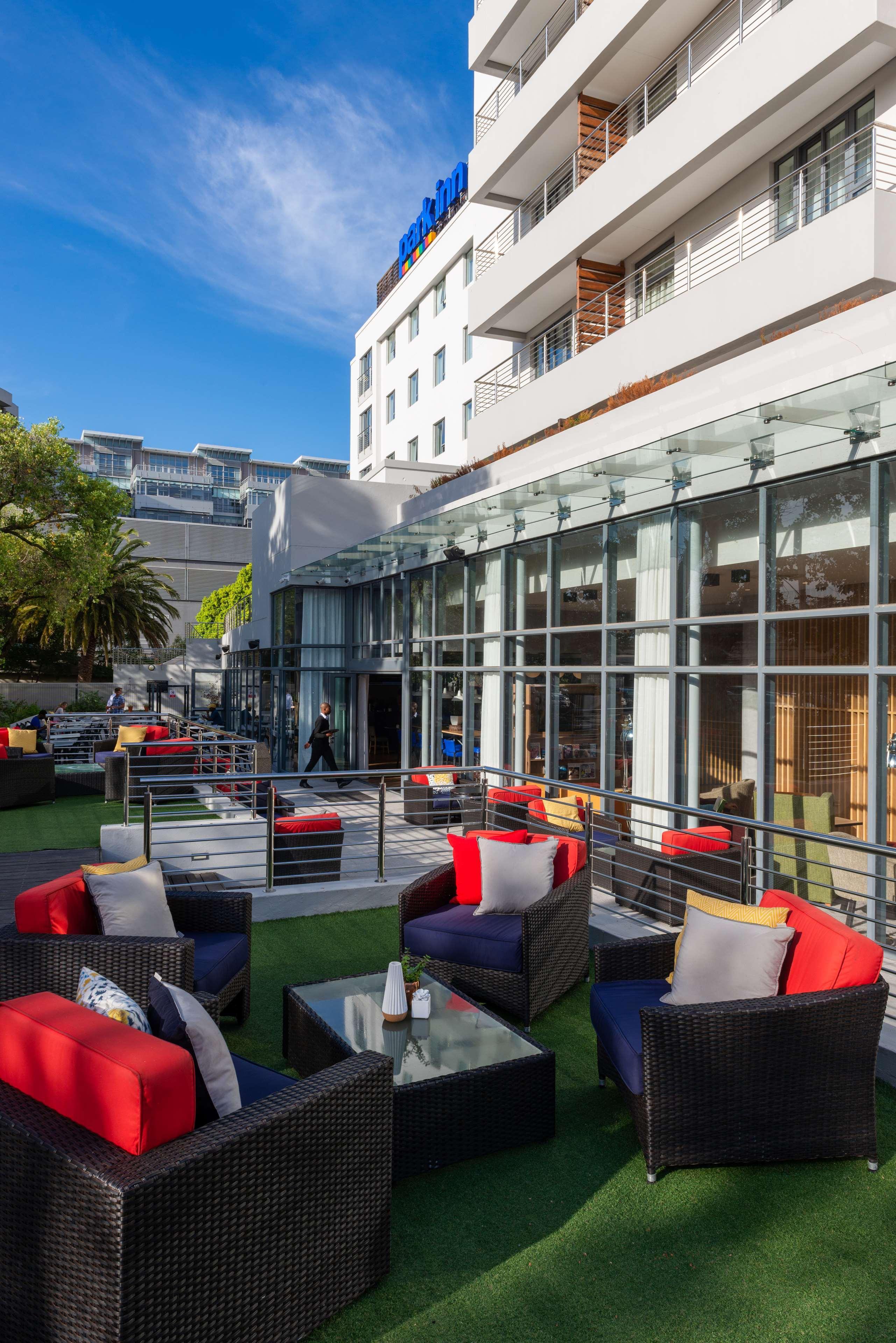 Park Inn By Radisson Cape Town Newlands Extérieur photo