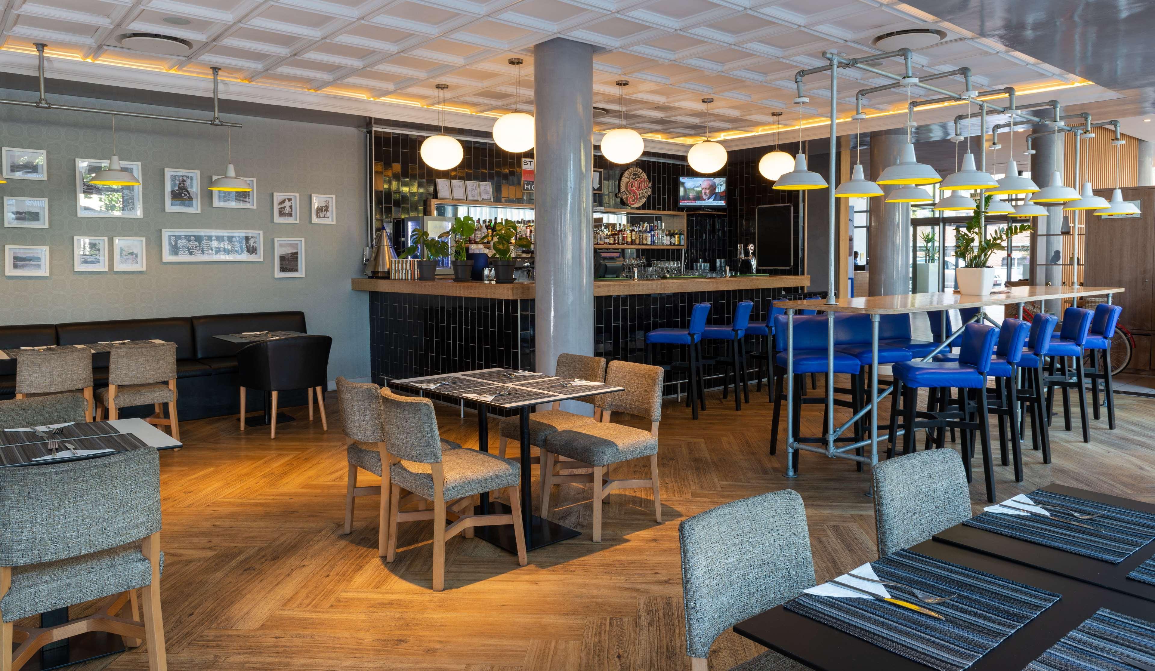 Park Inn By Radisson Cape Town Newlands Extérieur photo