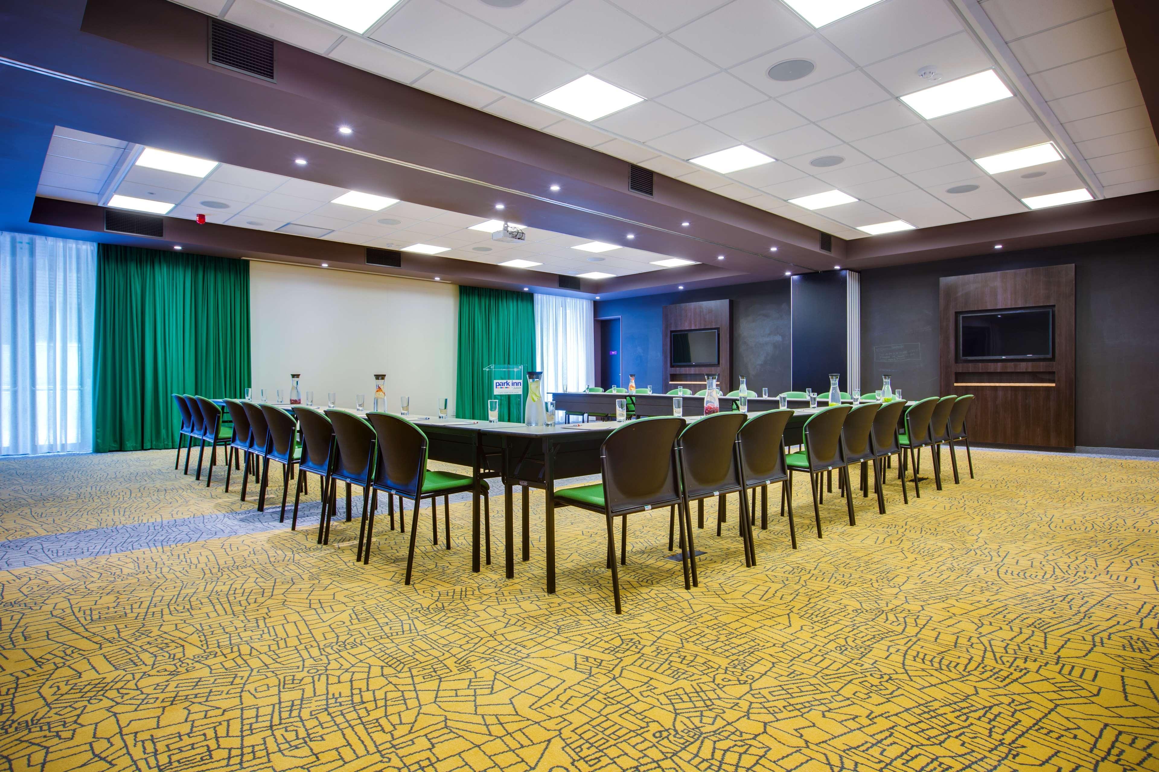 Park Inn By Radisson Cape Town Newlands Extérieur photo